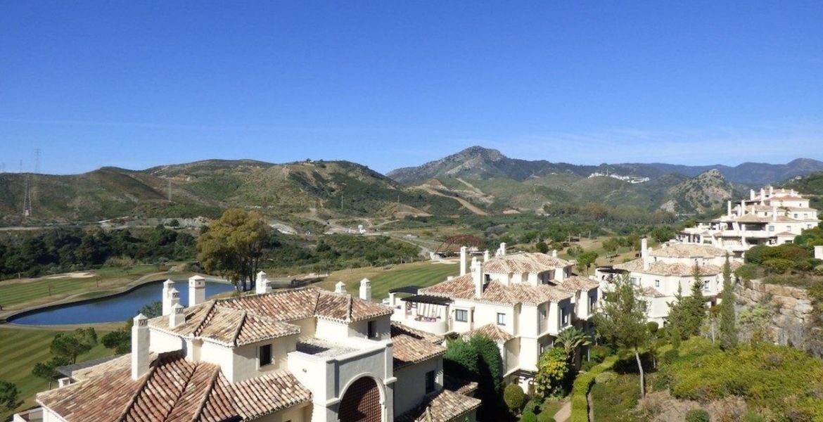 Penthouse For Sale Capanes del Golf