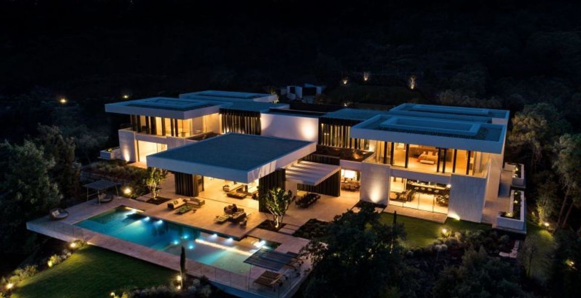 Modern Luxury Villa in Zagaleta