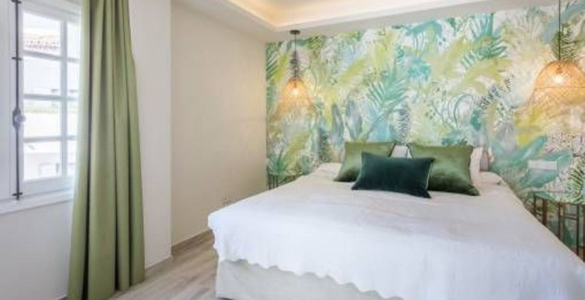 Suite for sale in Puente Romano Hotel