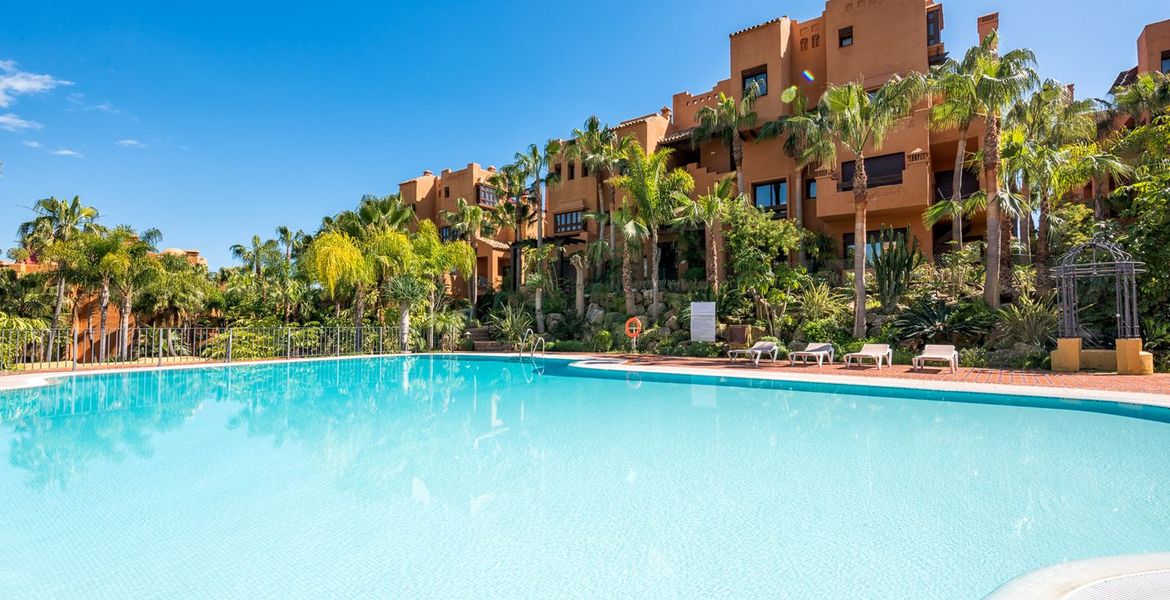 Apartment For Sale in Marbella