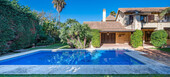 MEDITERRANEAN VILLA FOR SALE WITH A LOT OF CHARM, A FEW STEP