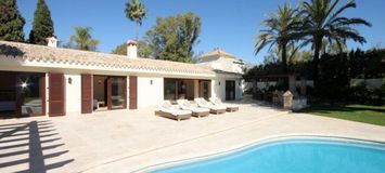 Amazing large Cortijo close to beach For Rent