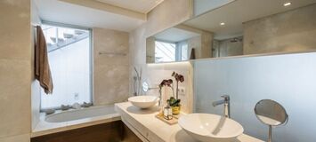 Современная вилла в Пуэнте Романо с технологией Smart Home