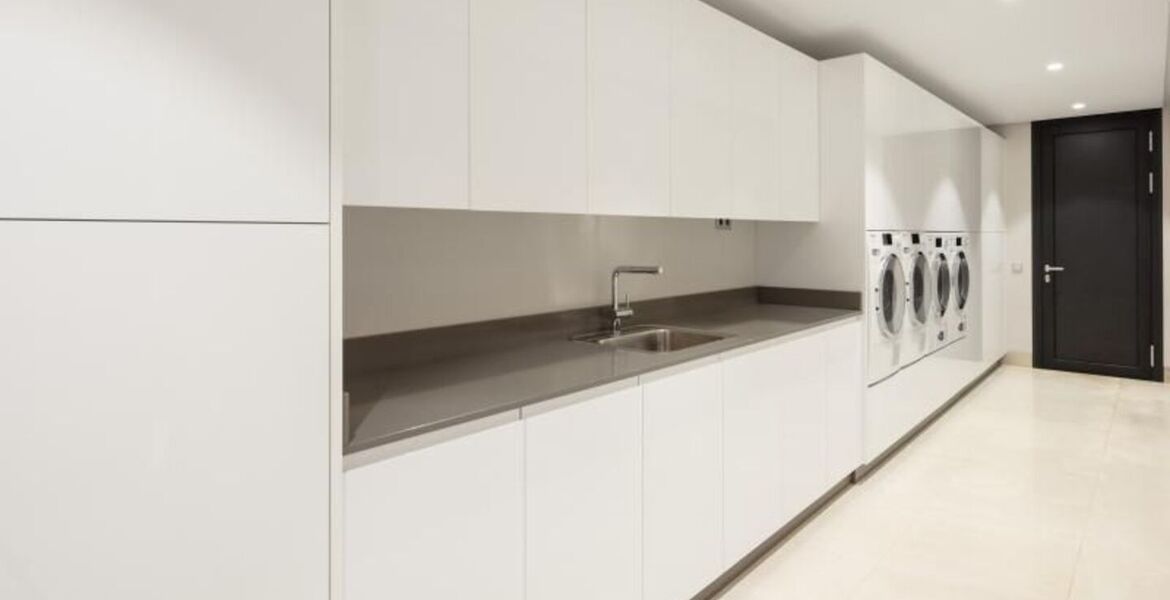 Brand New Luxury 7 Bedroom Villa for Sale in Benahavís