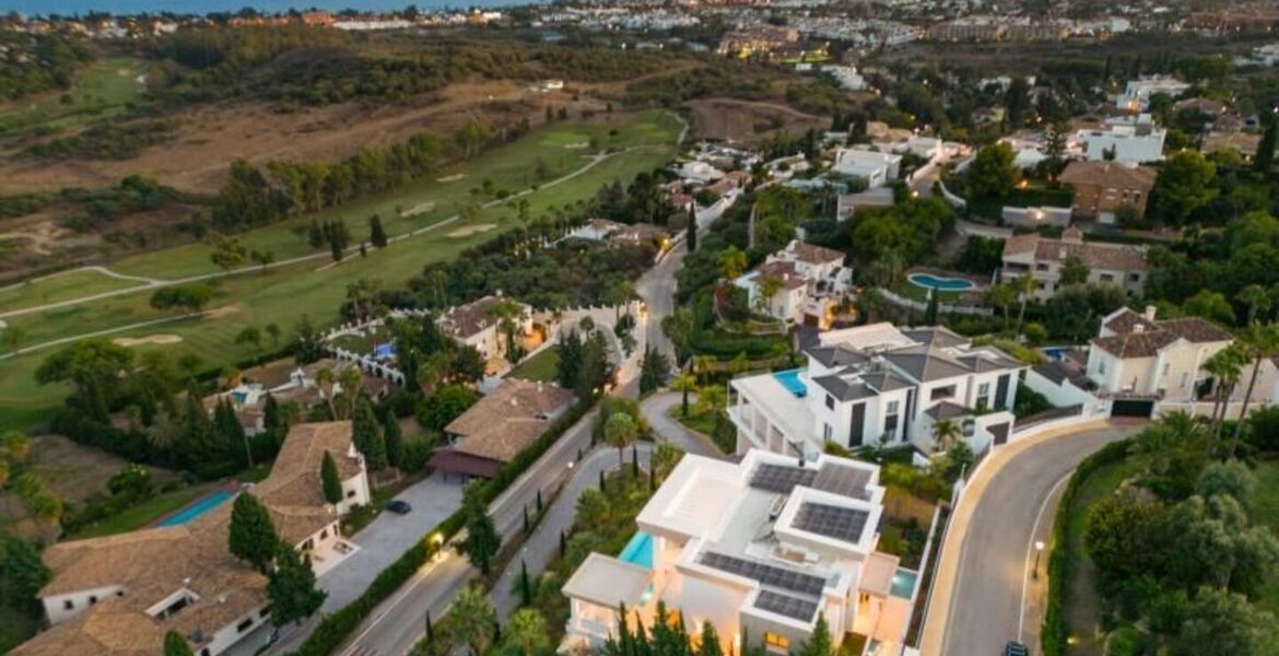 Brand New Luxury 7 Bedroom Villa for Sale in Benahavís