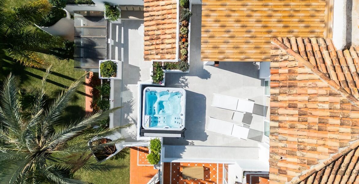 Ático dúplex de lujo frente al mar en venta