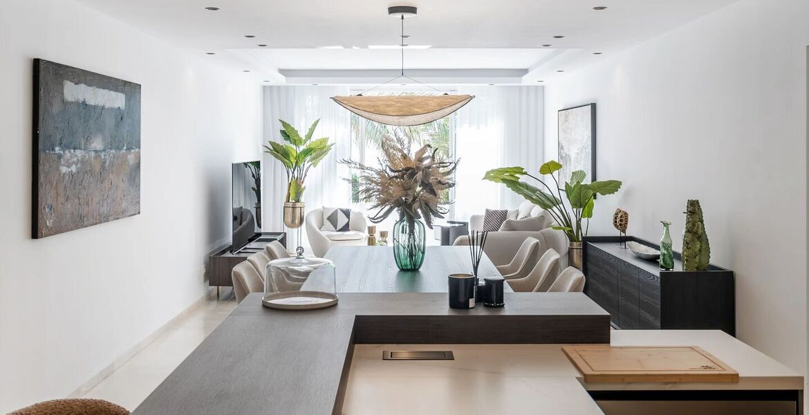 Ático dúplex de lujo frente al mar en venta