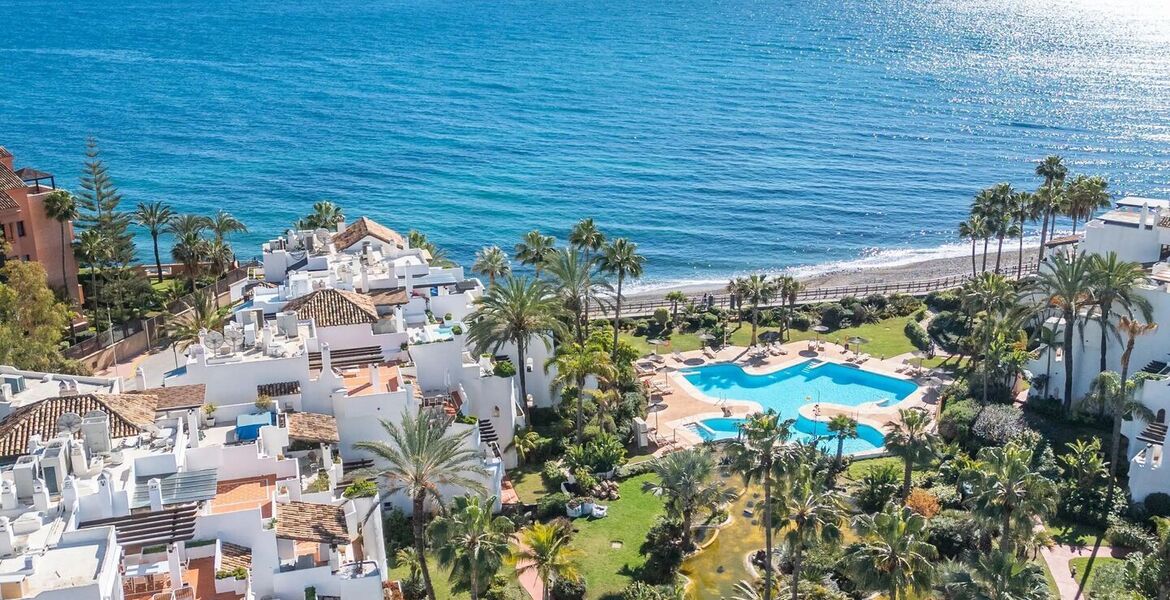 Ático dúplex de lujo frente al mar en venta