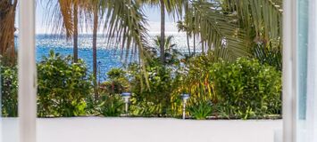 Ático dúplex de lujo frente al mar en venta