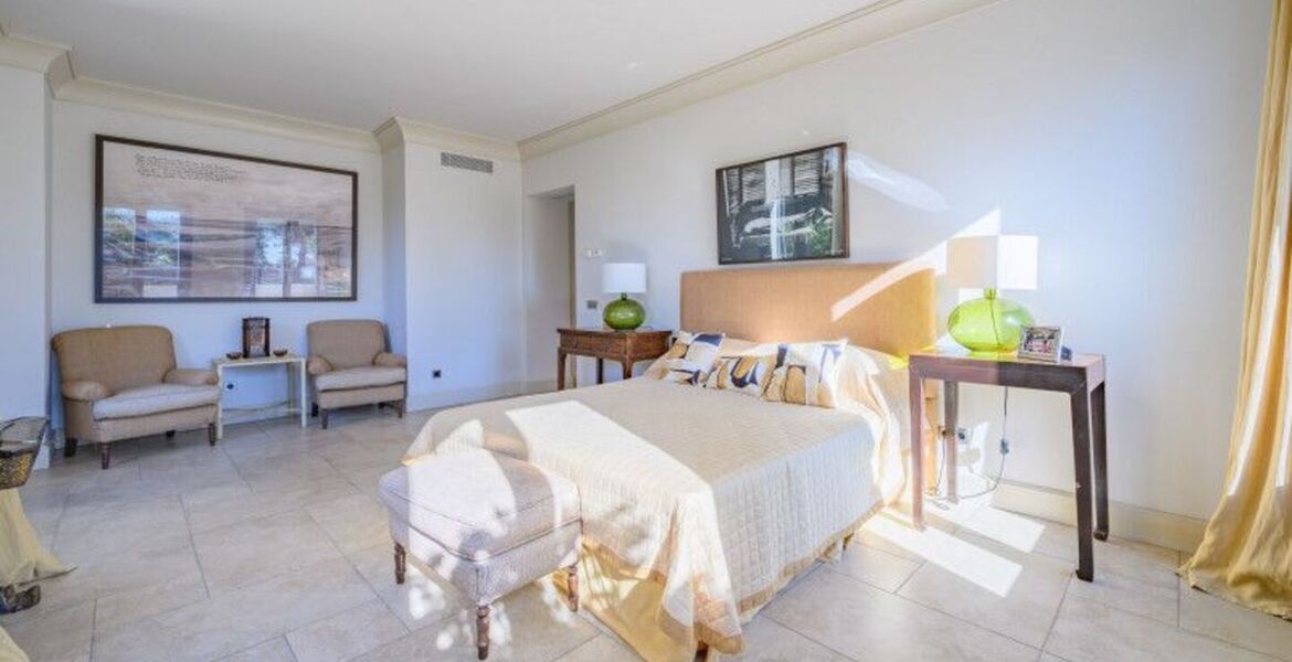 Villa for sale In Puente Romano