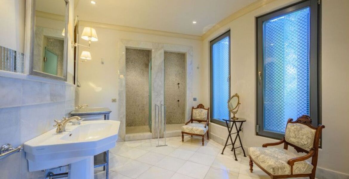 Villa for sale In Puente Romano