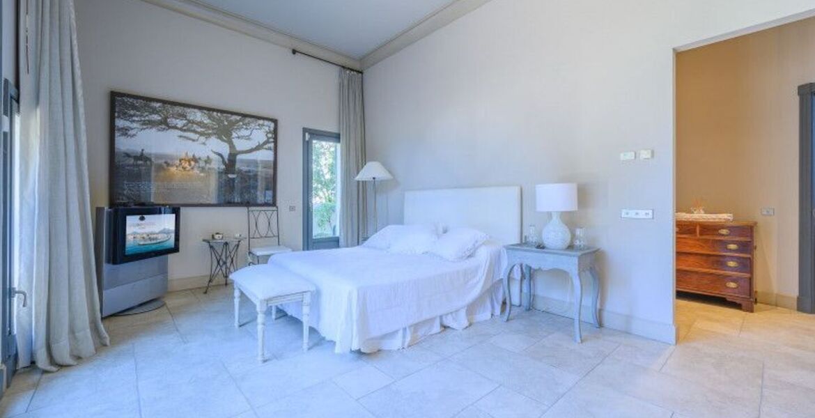 Villa for sale In Puente Romano