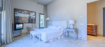 Villa for sale In Puente Romano