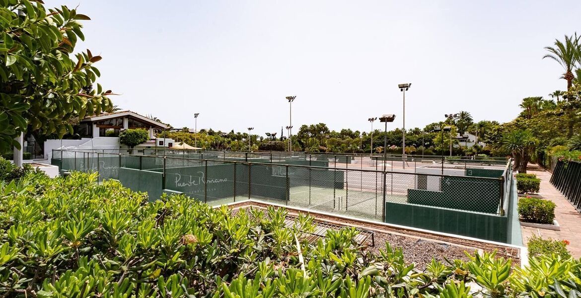 Apartment for sale in Marina Puente Romano