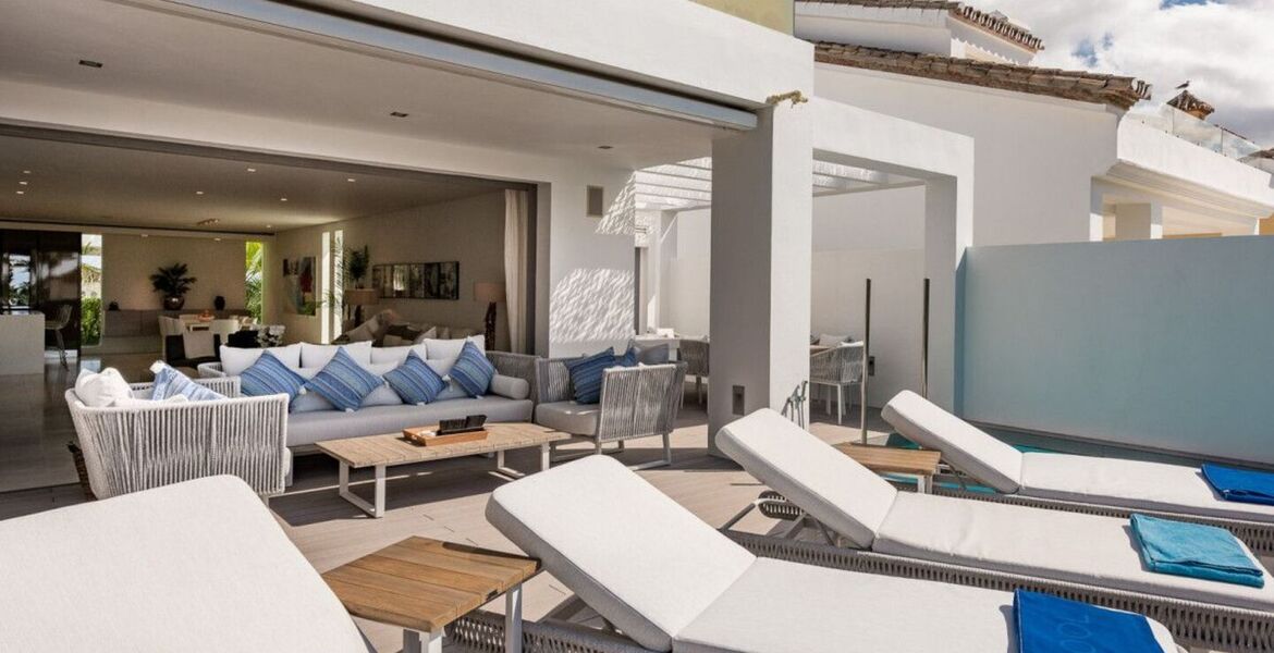 Villa for sale in Puente Romano