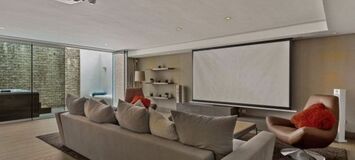 Villa for sale in Puente Romano