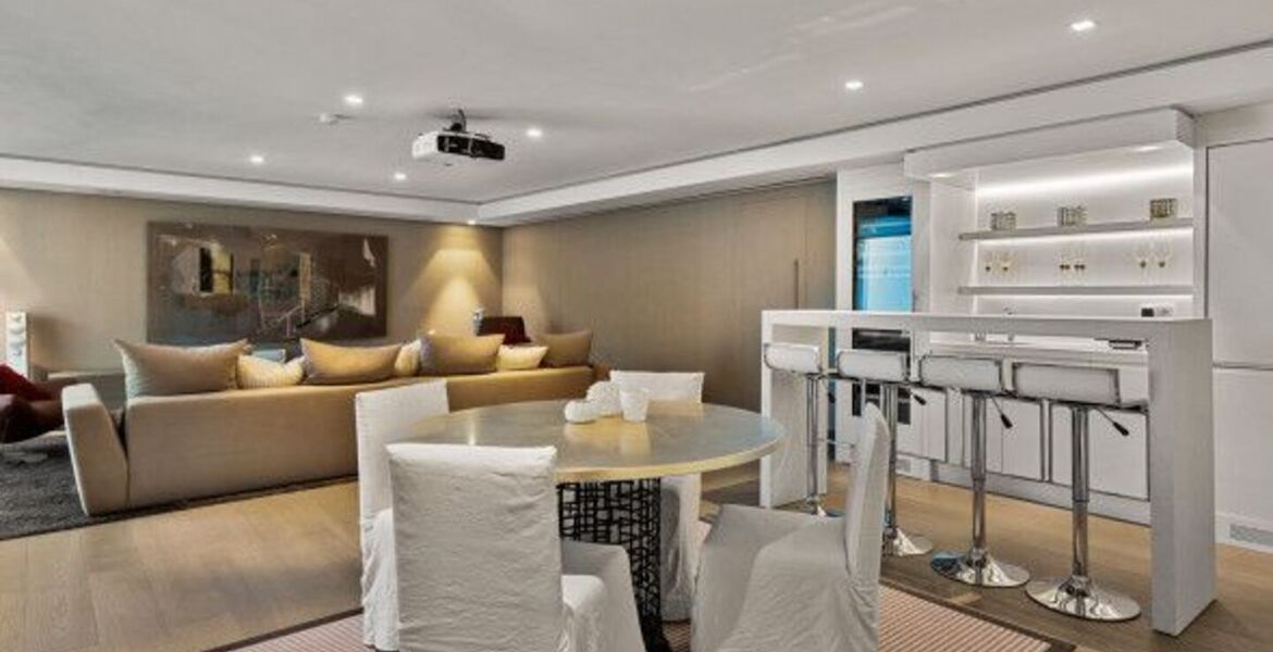 Villa for sale in Puente Romano